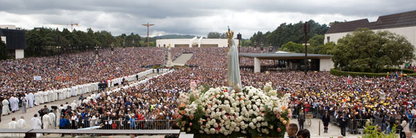 Procession at Fatima
