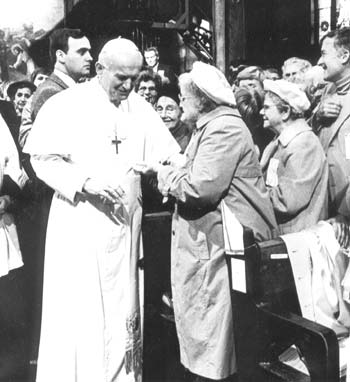 John Paul II Talking to Pilgrims of St. Michael 