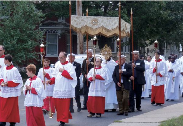Eucharistic procession in Rougemont