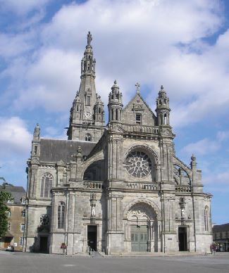 Present basilica of St. Anne d'Auray