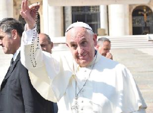 Pope Francis and his Rosary