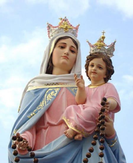 Statue of Our Lady of the Rosary