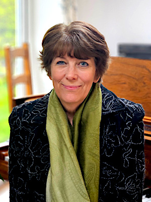 Ros Cunningham